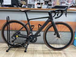 Bici eRoad Scott Addict eRIDE 10 - 2021, trova dati tecnici e specifiche  online su EurekaBike..it